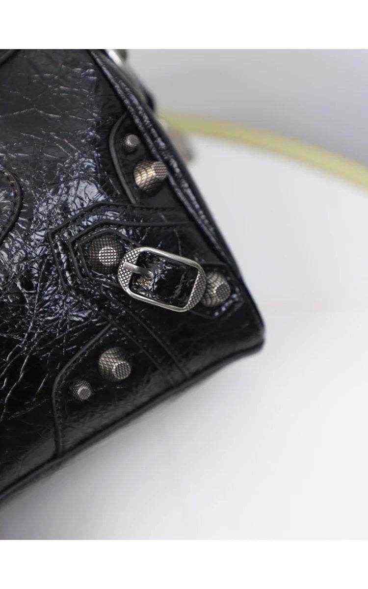 Balenciaga Small Le Cagole Xs Shoulder Bag(W) - ASCHIEF