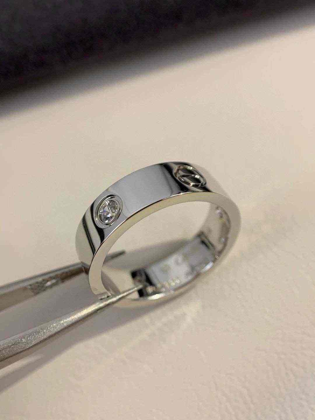Cartier Éternel Diamond Love Band OG(U) - ASCHIEF